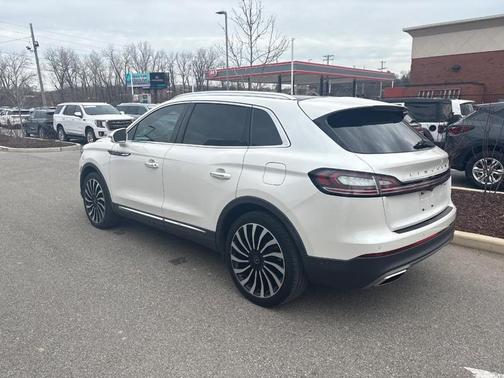 2019 Lincoln Nautilus Black Label