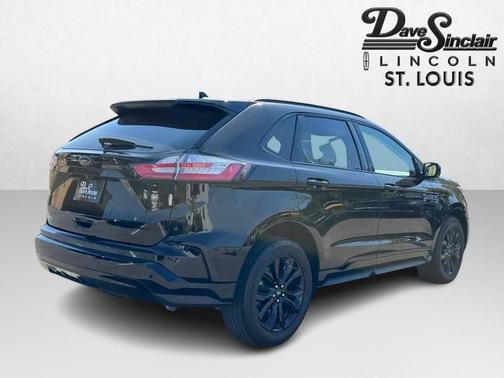 2023 Ford Edge SE