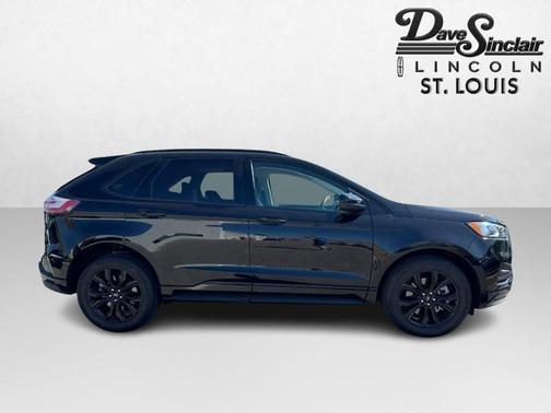 2023 Ford Edge SE