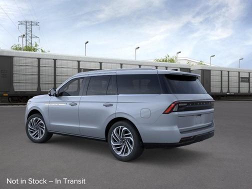 GRAY MIST METALLIC TRI-COAT 2026 Lincoln Navigator Reserve