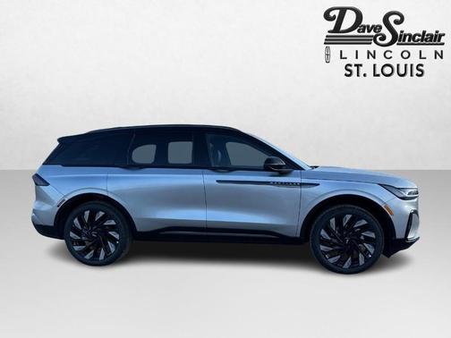 2025 Lincoln Nautilus Reserve