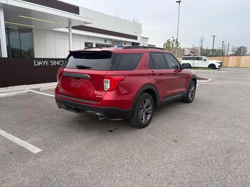 RAPID RED MET TINTED CC 2023 Ford Explorer XLT