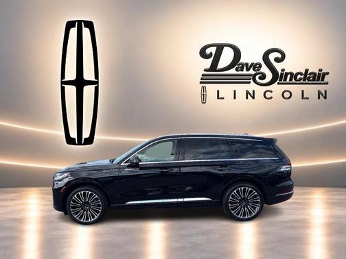 Infinite Black Metallic Clearcoat 2027 Lincoln Aviator Black Label AWD