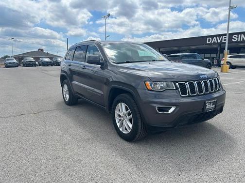 2017 Jeep Grand Cherokee Laredo