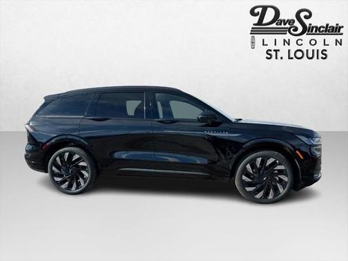 2025 Lincoln Nautilus Reserve