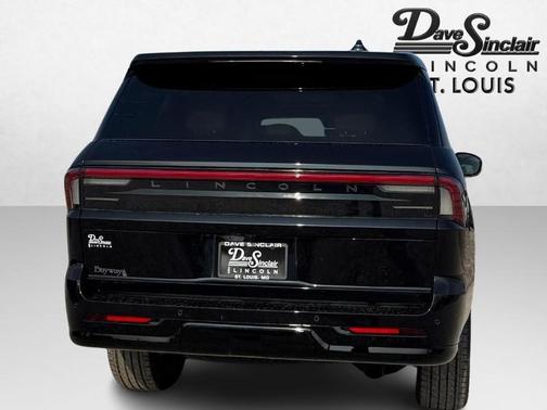 2025 Lincoln Navigator Black Label