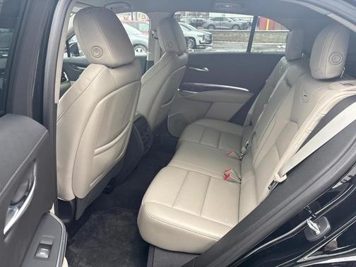 2021 Cadillac XT4 Luxury