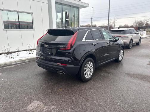 2021 Cadillac XT4 Luxury