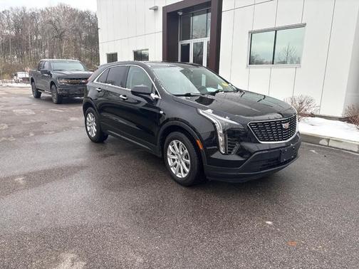 2021 Cadillac XT4 Luxury