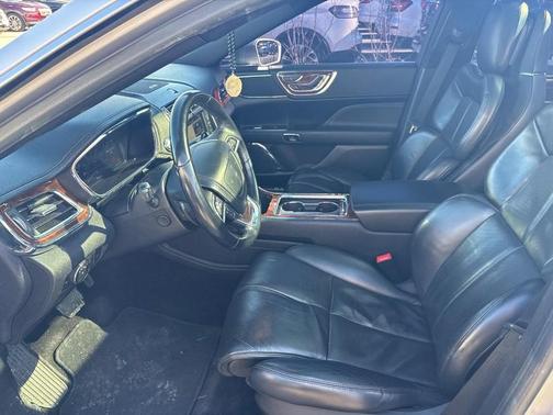 2017 Lincoln Continental Reserve