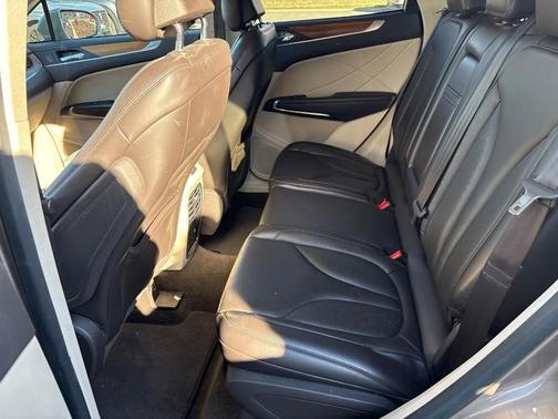 2019 Lincoln MKC Select