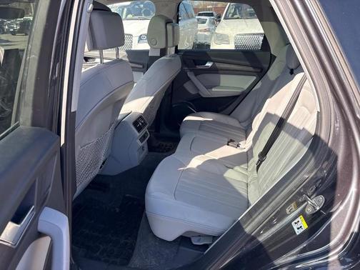 2021 Audi Q5 45 Premium Plus
