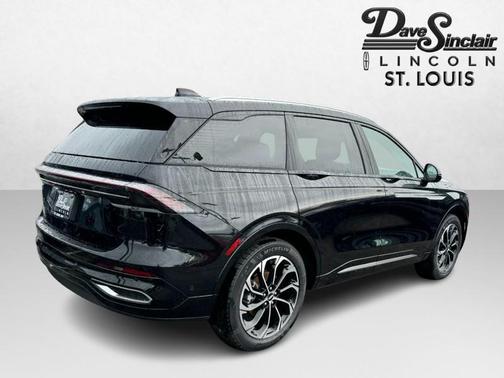 2024 Lincoln Nautilus Reserve