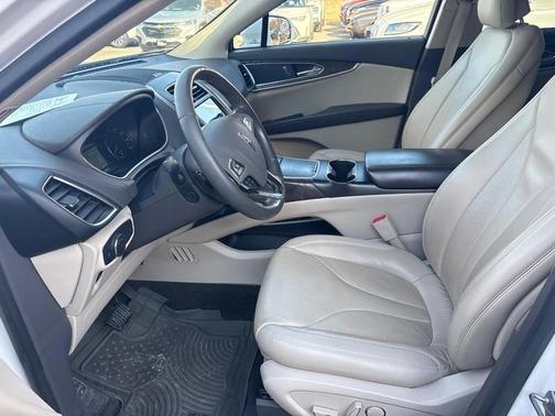 2017 Lincoln MKX Select