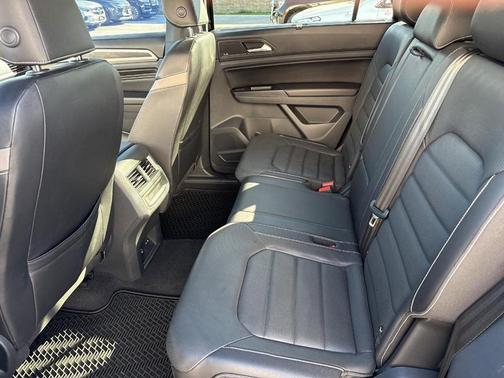 2020 Volkswagen Atlas Cross Sport 3.6L V6 SEL Premium R-Line