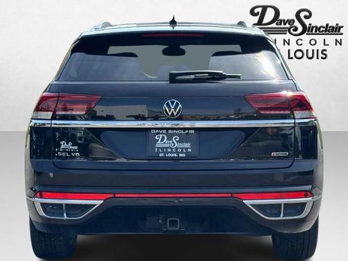Deep Black 2020 Volkswagen Atlas Cross Sport 3.6L V6 SEL Premium R-Line