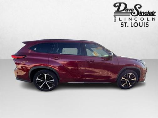 2022 Toyota Highlander XSE