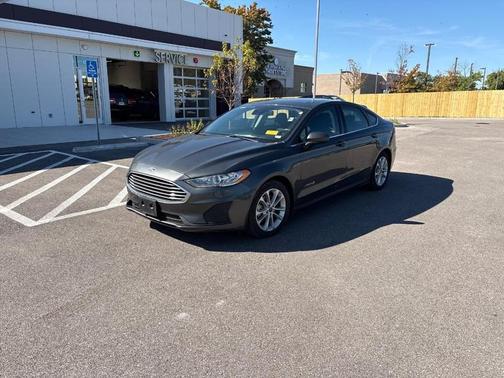 2019 Ford Fusion Hybrid SE