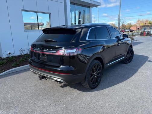 2022 Lincoln Nautilus Reserve