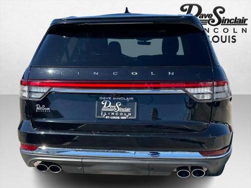 2022 Lincoln Aviator Standard AWD