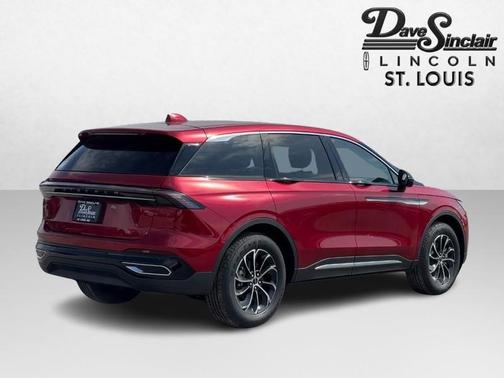 RED CARPET MET CC 2026 Lincoln Nautilus Premiere