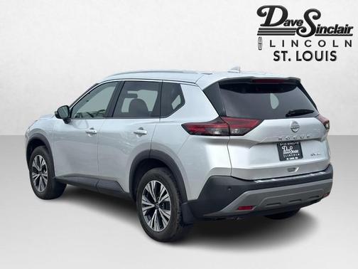 Brilliant Silver Metallic 2023 Nissan Rogue SV