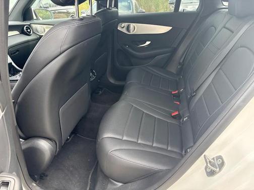 2019 Mercedes-Benz GLC 300 4MATIC