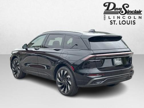 INFINITE BLACK MET CC 2025 Lincoln Nautilus Reserve