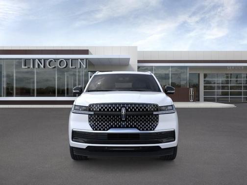 PRISTINE WHITE METALLIC 3C 2026 Lincoln Navigator Reserve