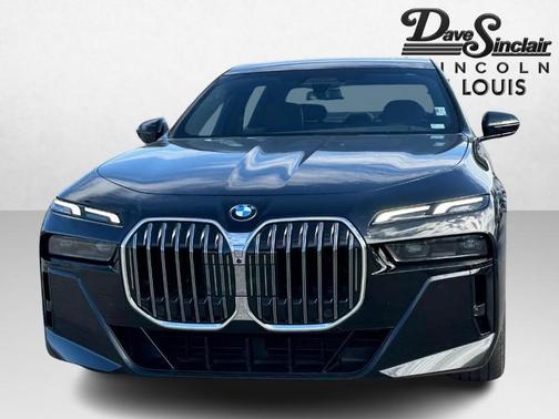 2023 BMW 760 i xDrive