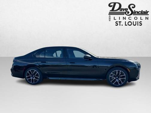 2023 BMW 760 i xDrive