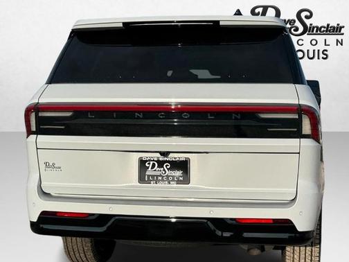 2025 Lincoln Navigator Reserve