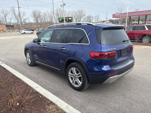 2021 Mercedes-Benz GLB 250 4MATIC
