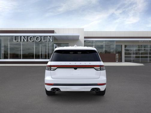 PRISTINE WHITE MET 3C 2026 Lincoln Aviator Premiere