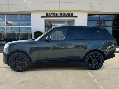 Belgravia Green 2026 Land Rover Range Rover P400 SE