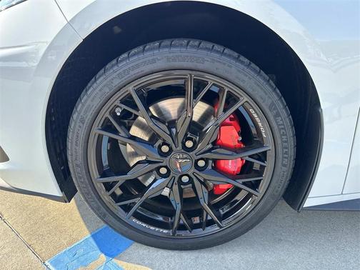 2024 Chevrolet Corvette Stingray w/2LT