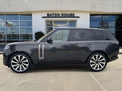Carpathian Grey 2026 Land Rover Range Rover P400 SE