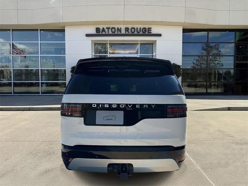 2026 Land Rover Discovery Tempest Edition