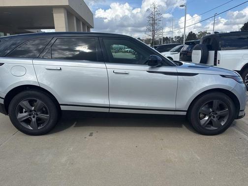 2025 Land Rover Range Rover Velar P250 Dynamic SE