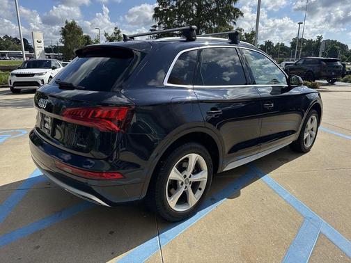 Moonlight Blue Metallic 2020 Audi Q5 45 Premium