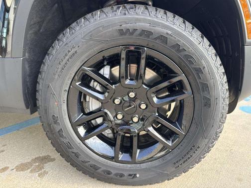 Santorini Black 2026 Land Rover Defender P300 S