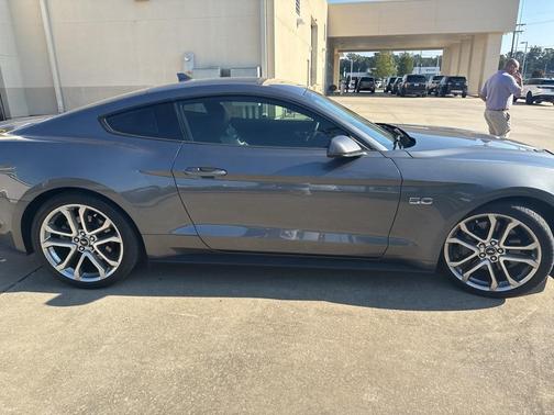 2021 Ford Mustang GT Premium