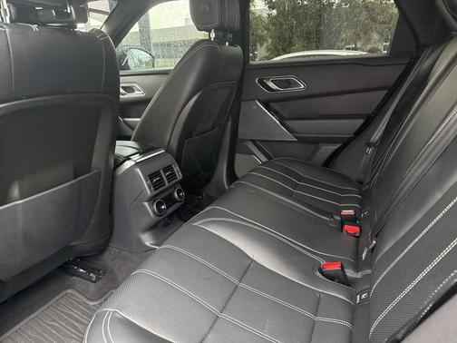 Narvik Black 2020 Land Rover Range Rover Velar S R-Dynamic