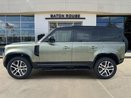2025 Land Rover Defender P400 X-Dynamic SE
