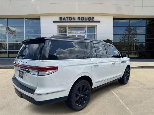 2022 Lincoln Navigator L Black Label