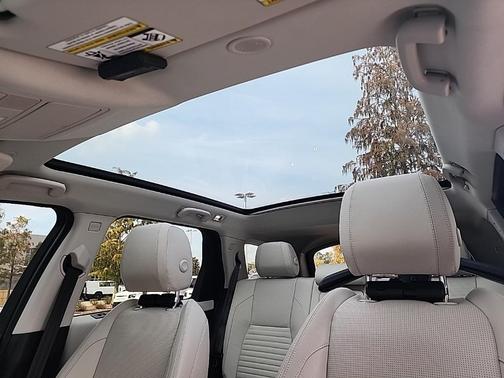 2022 Land Rover Discovery Sport S