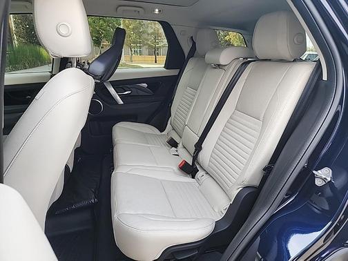 2022 Land Rover Discovery Sport S