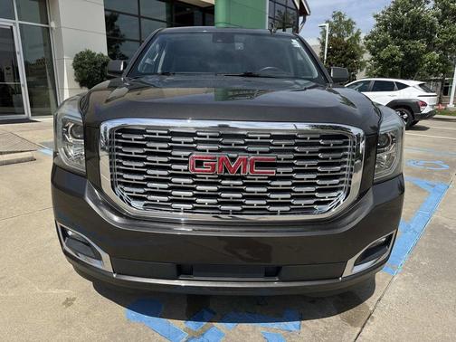 Smokey Quartz Metallic 2019 GMC Yukon XL Denali