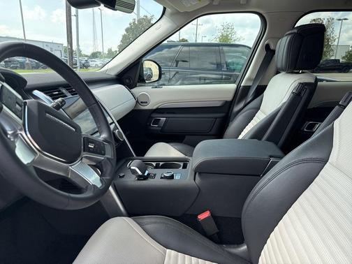 Eiger Grey 2025 Land Rover Discovery P360 Dynamic SE