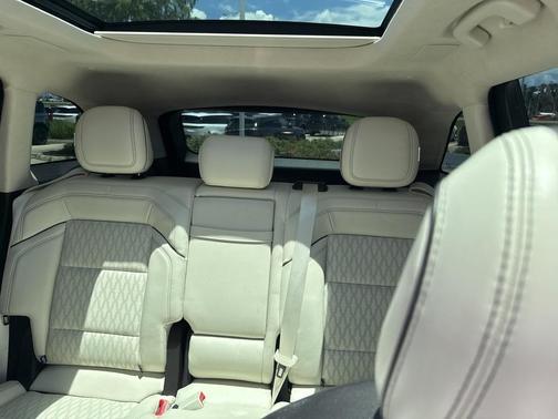 2024 Lincoln Nautilus Black Label